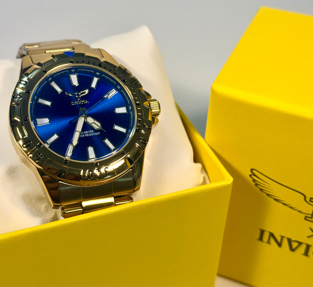 69033 Invicta Specialty Gold Tone Blue Dial 42mm Stainless Steel Mens Watch 30M in display