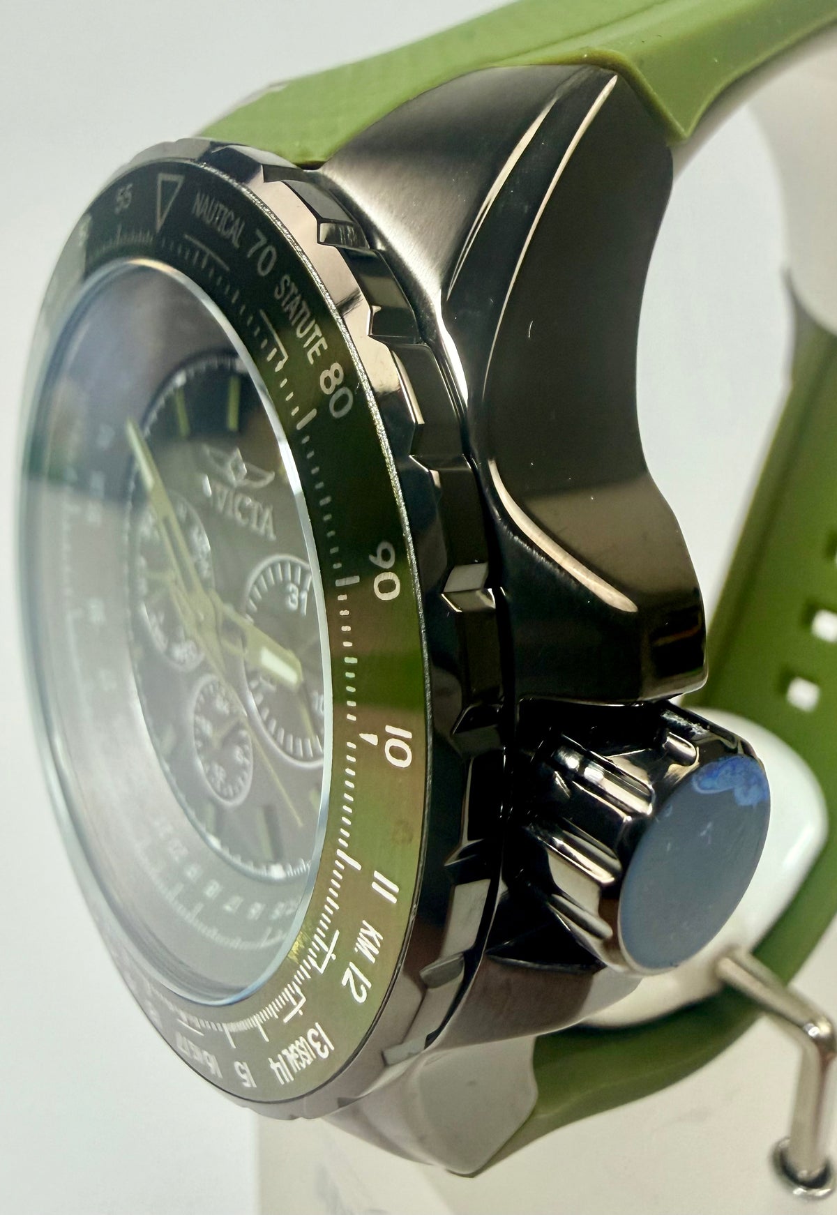 39302 Invicta Aviator Skyshock Army Green Steel 50mm Case Poly Strap Special Case 100m