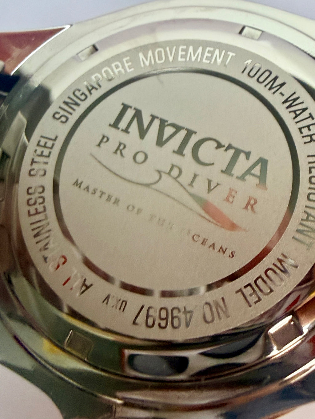 49697 Invicta Mens Pro Diver Crestcore Gold/Silver 43 mm with Special Case
