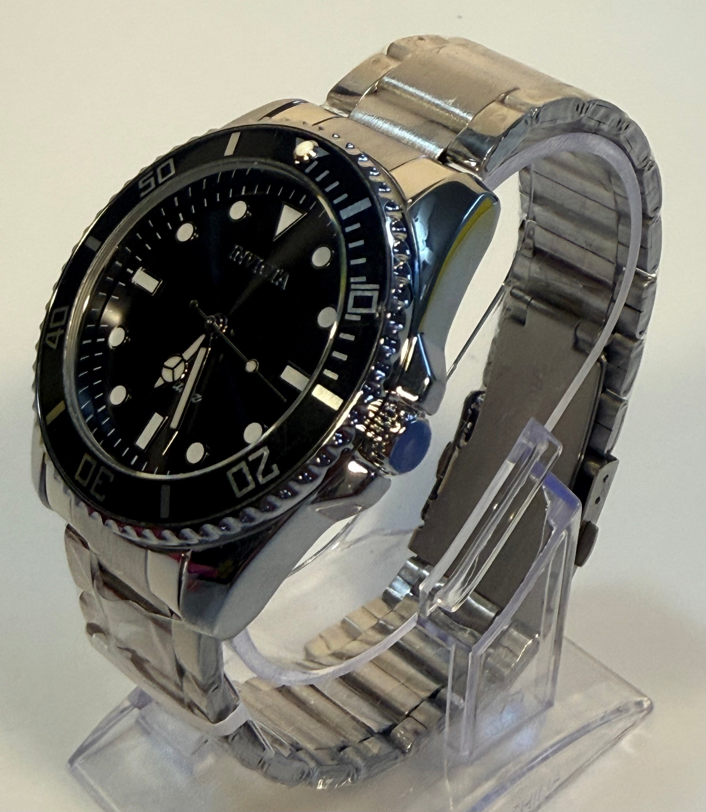 69401 Invicta Mens Pro Diver Vitreos Stainless Steel Bracelet Black Dial 42mm side