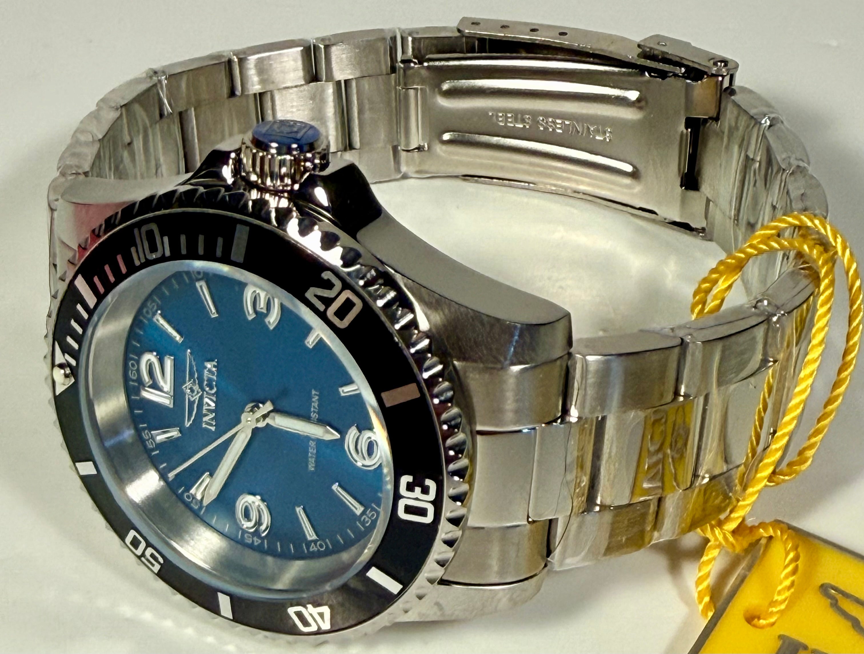 69726 Invicta Mens Specialty Velario Stainless Steel 41mm Blue Dial 30m Watch lying flat