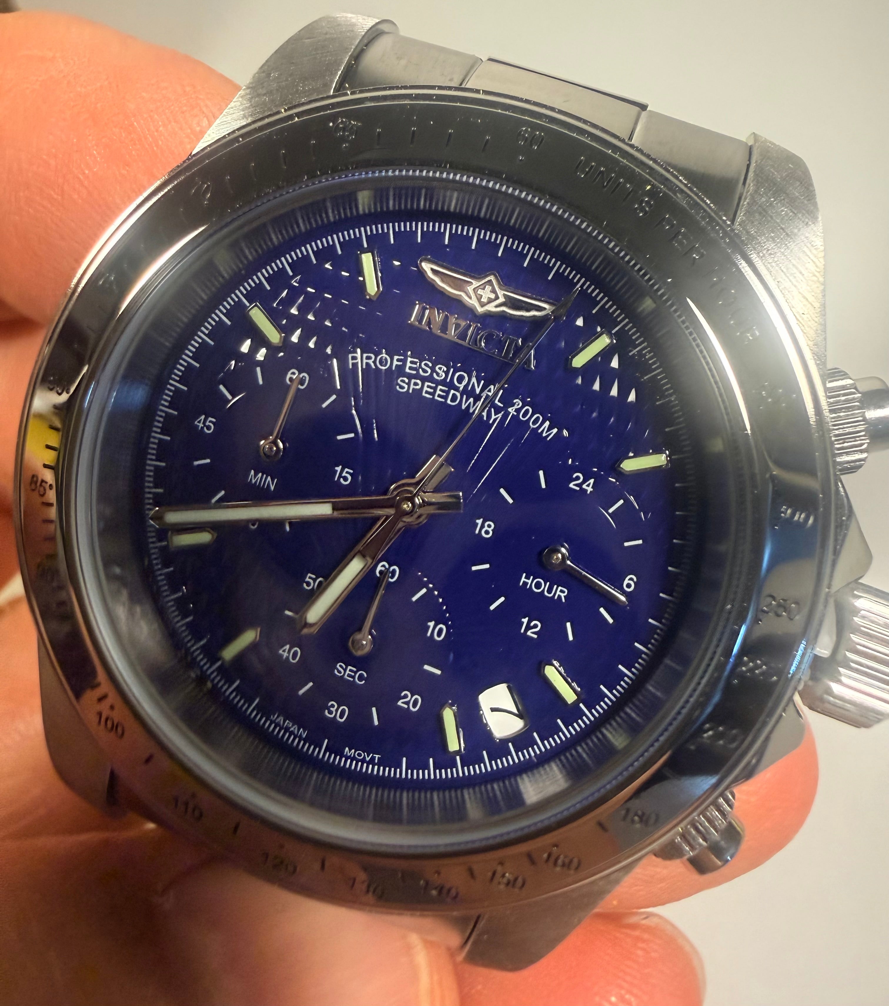 Invicta Speedway Torvane Men's Watch - 39.5mm. Steel (9329) close up