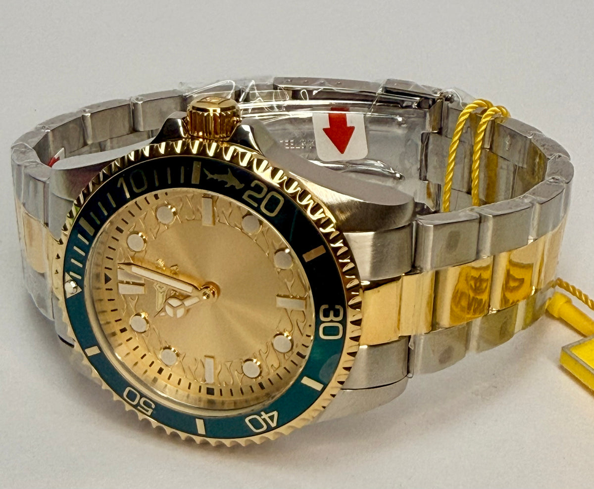 49697 Invicta Mens Pro Diver Crestcore Gold/Silver 43 mm with Special Case