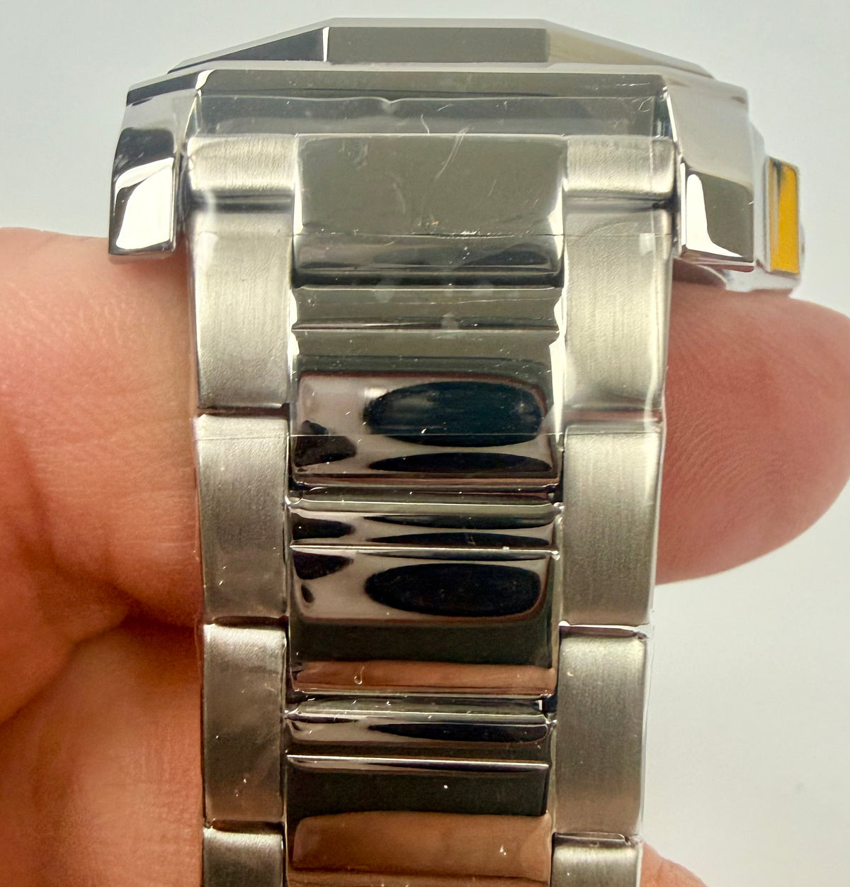 46832 Mens Invicta Speedway Dominus 42mm Steel Case Silver Dial Bracelet Watch 30M