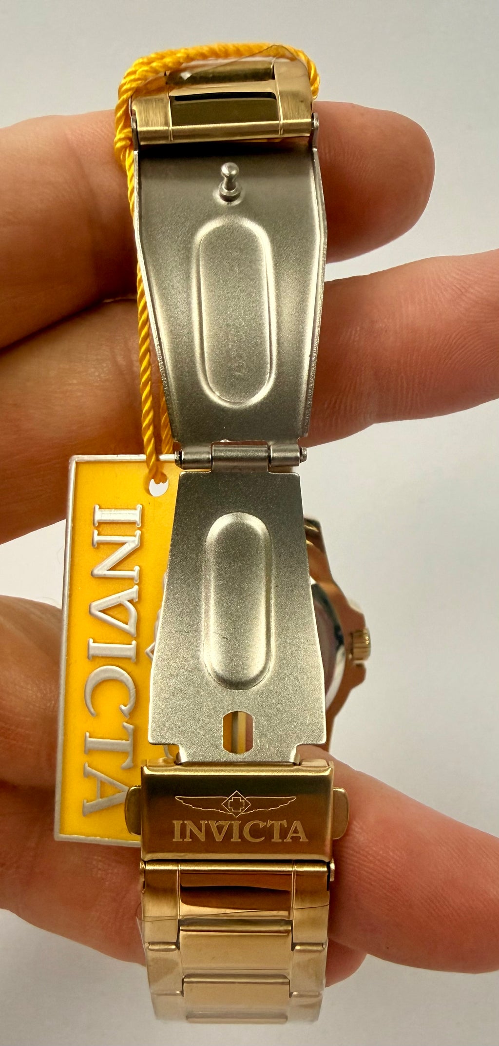 46855 Invicta Speedway Multifunction Mens Gold With Sub Dials 42mm 30 M WR