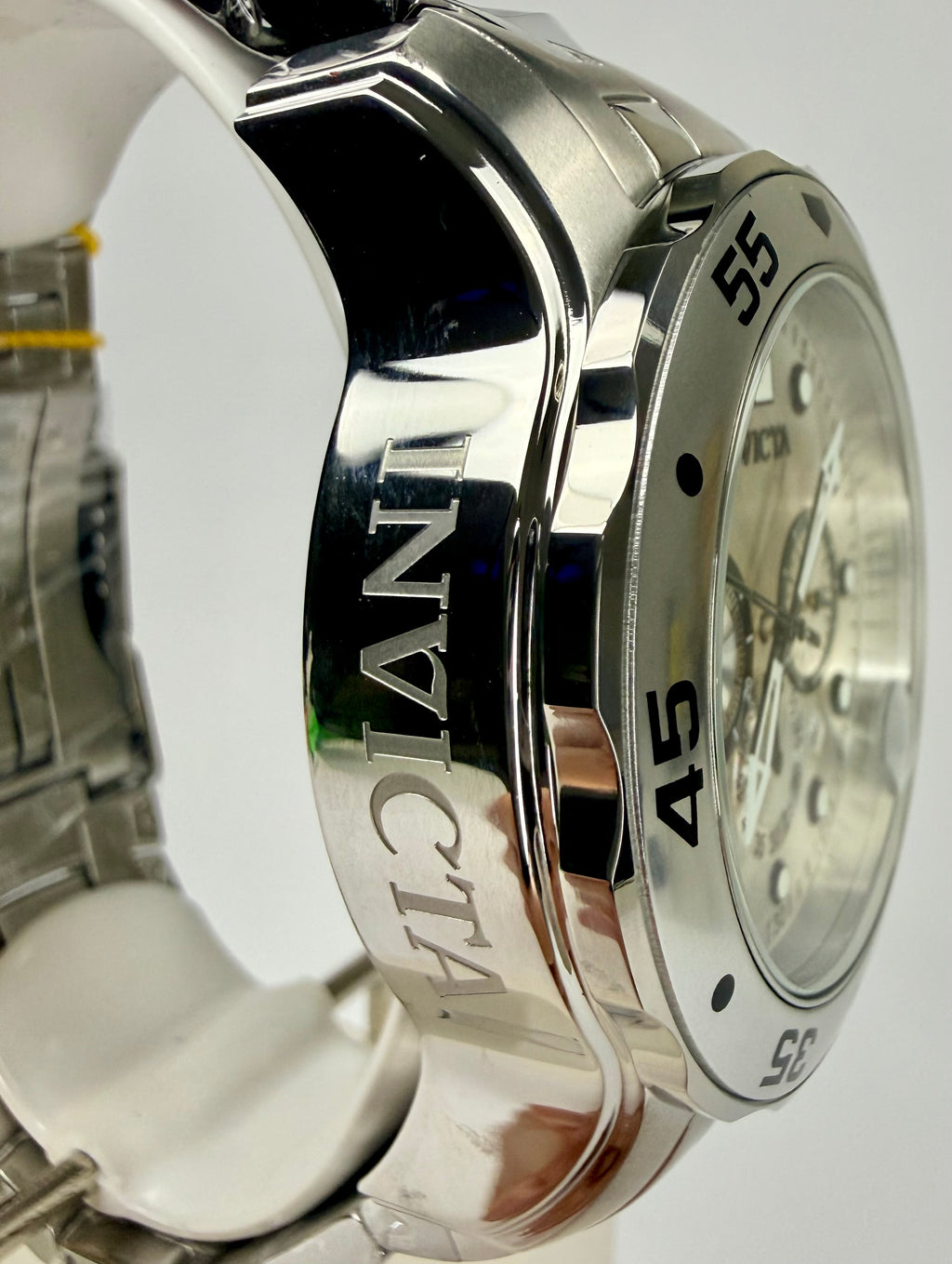 0071 Mens Pro Diver Scuba 48mm Stainless Steel Chronograph Silver Dial 200m Watch