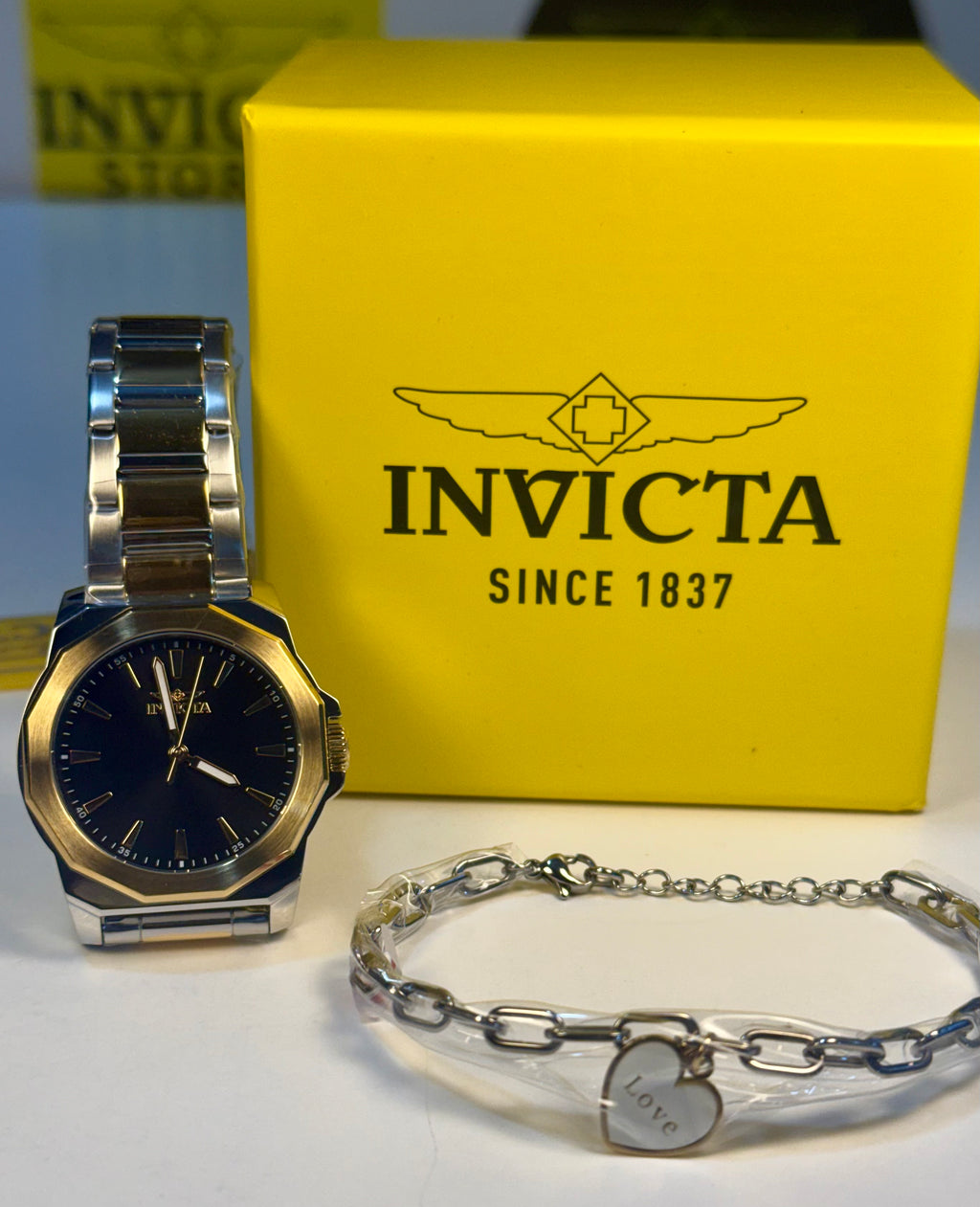 Speedway Ladies 34mm Combo watch and bracelet set with yellow box in the background