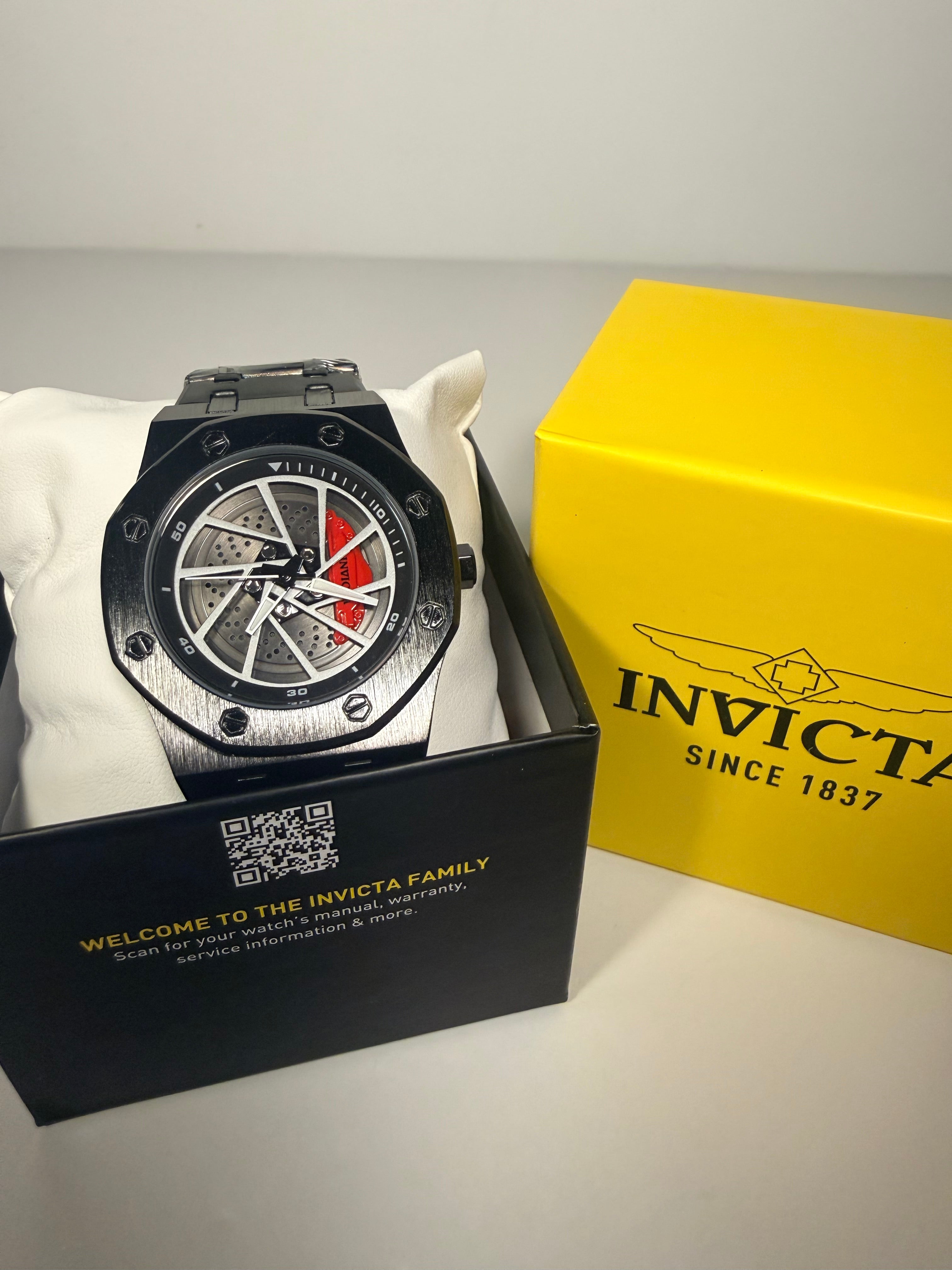 70036 Invicta Speedway Rim Mens 42mm Black Dial Chronograph Steel Bracelet Watch in display