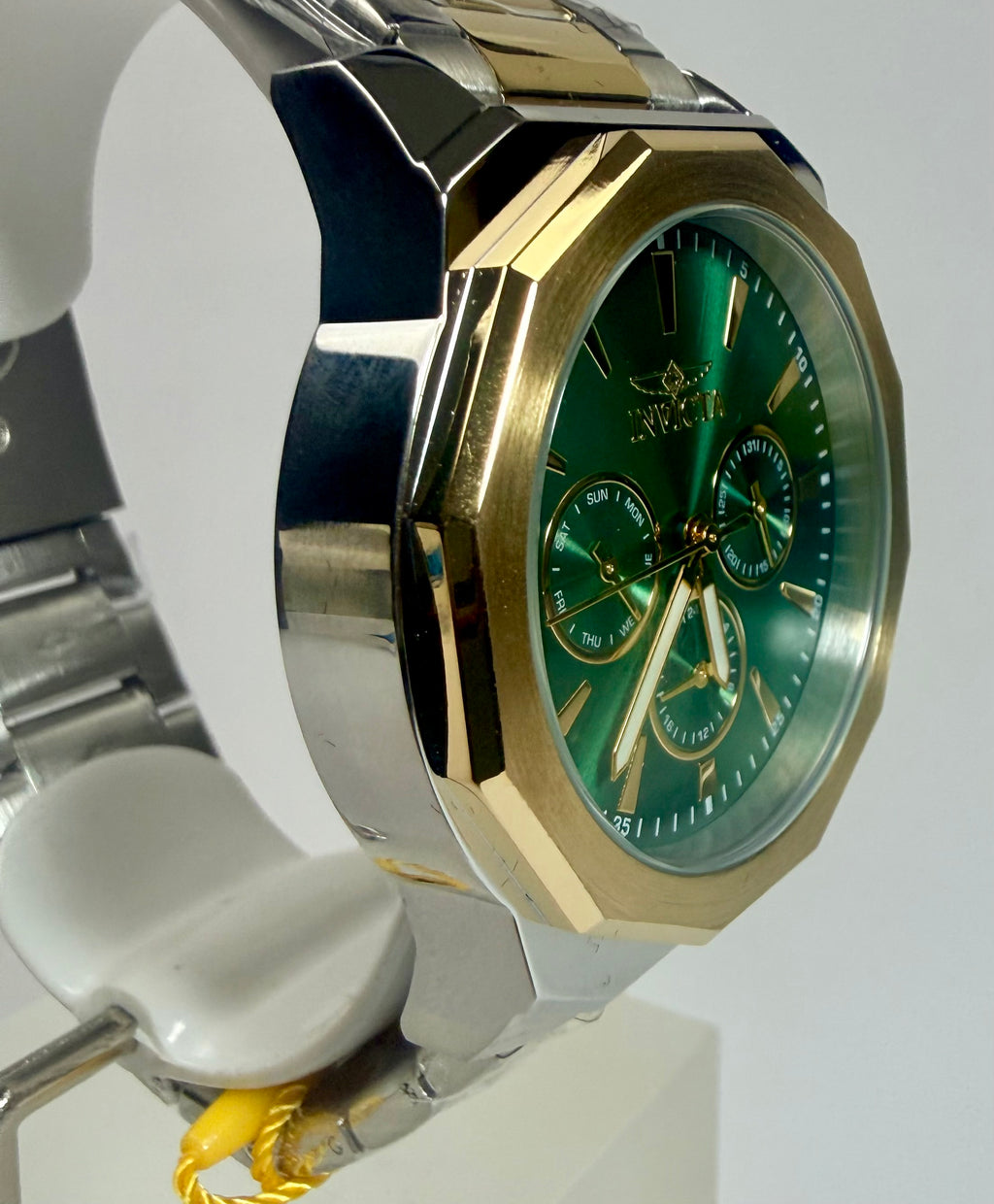 46847 Invicta Speedway Multifunction Mens 42mm Two Tone Green Dial Watch