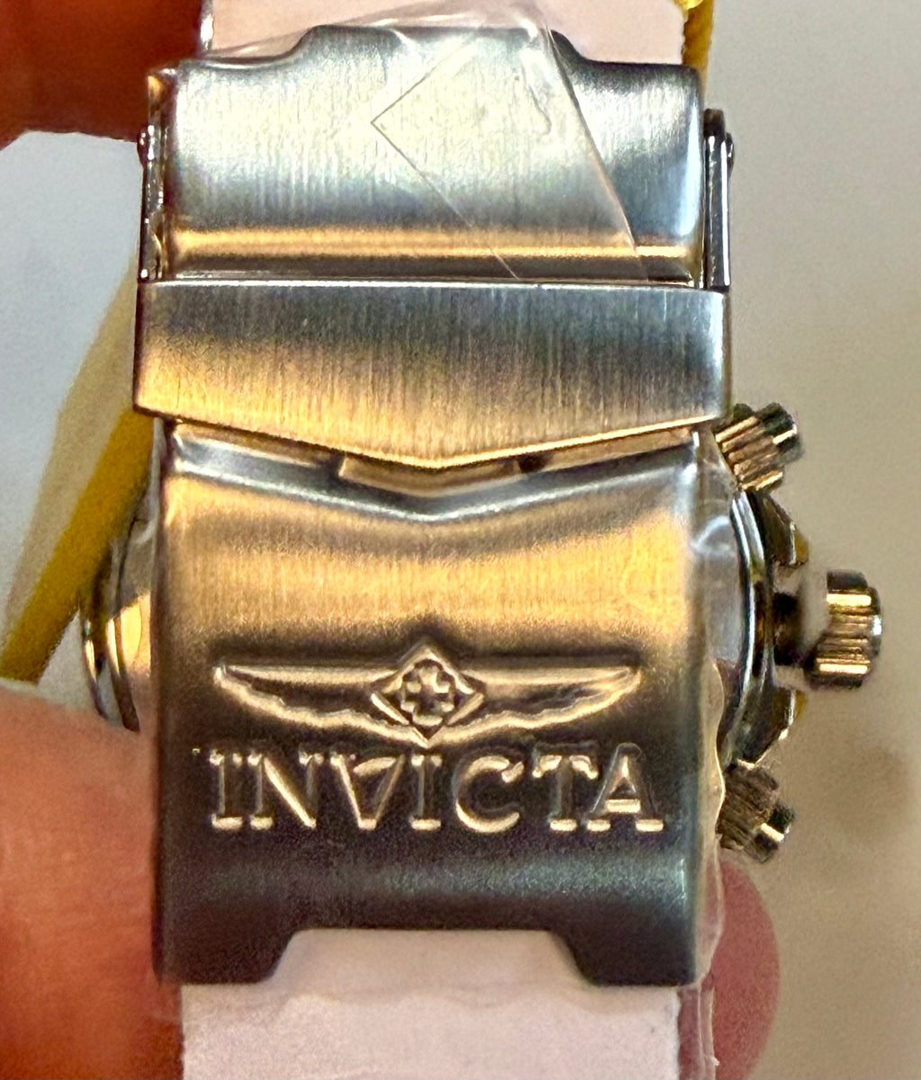 Close-up of a Invicta Speedway Torvane 17025 Men 39.5mm Chrono Steel Watch Black Textured Dial