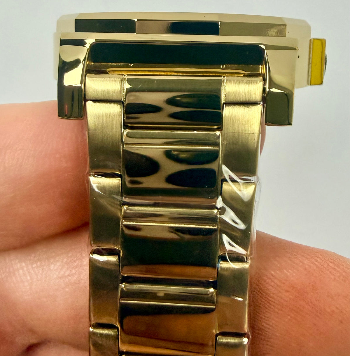 46855 Invicta Speedway Multifunction Mens Gold With Sub Dials 42mm 30 M WR