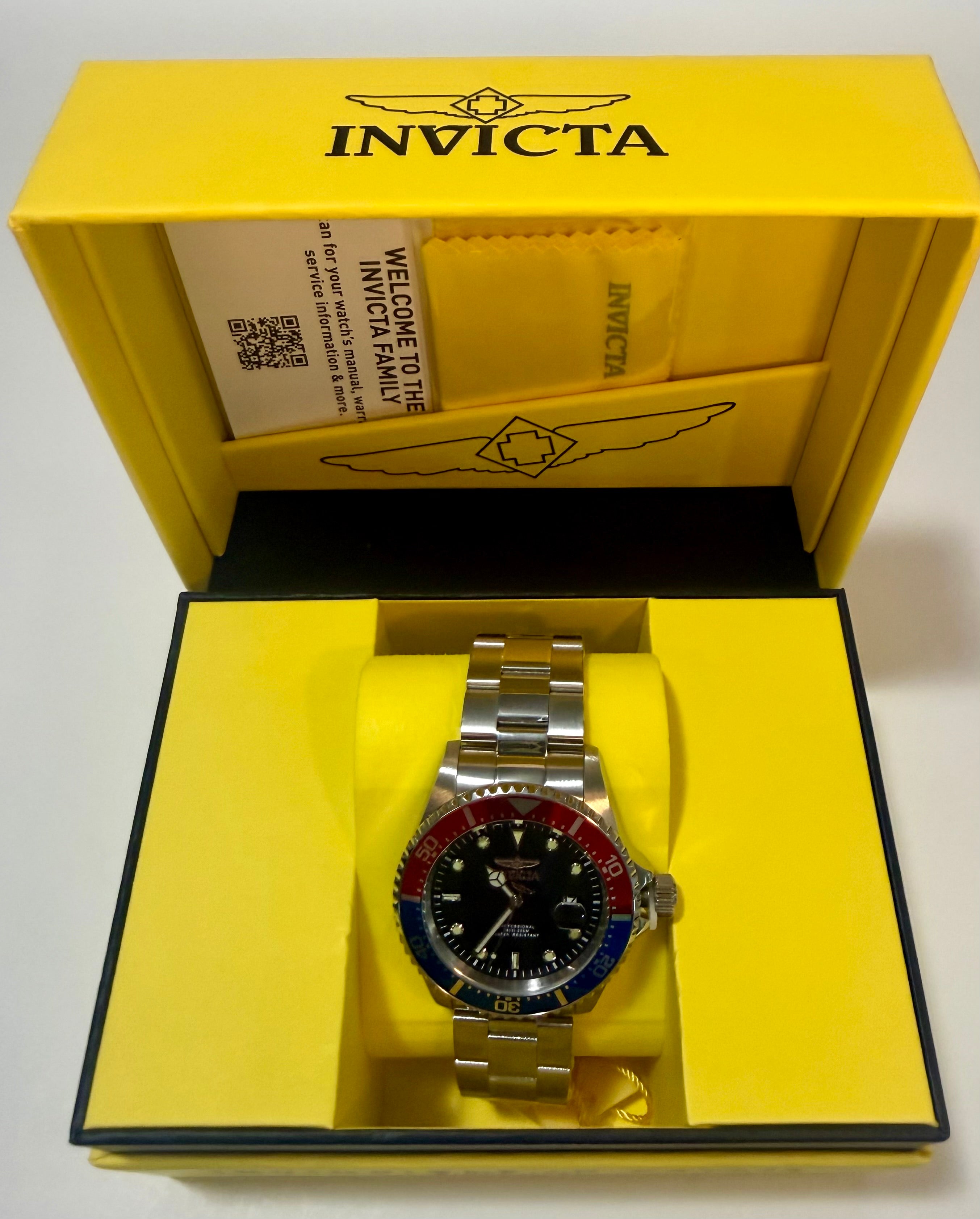 Invicta Pro Diver 23384 Men 43mm Quartz Black Dial Pepsi Blue Red