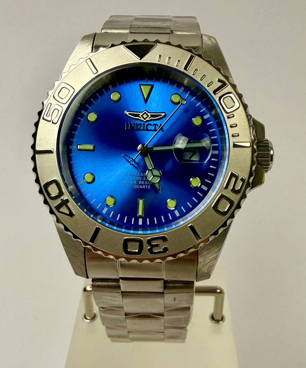 29945 Invicta Mens Pro Diver 43mm Blue Dial 200m WR With Special Case