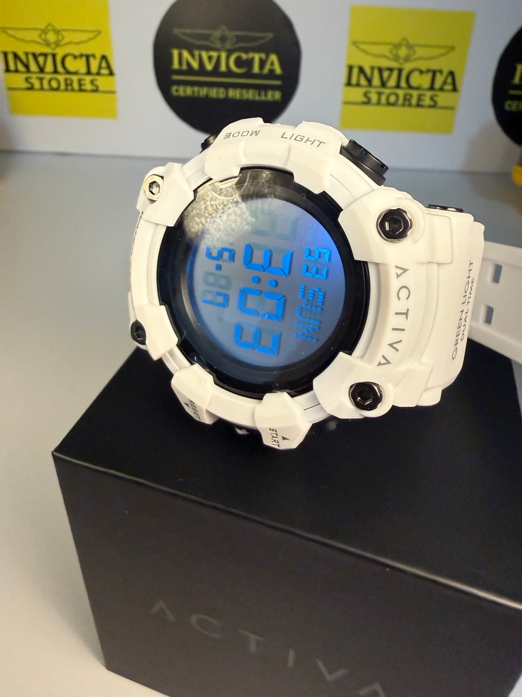 The Invicta Professional’s Choice: Activa by Invicta ACW1968-004