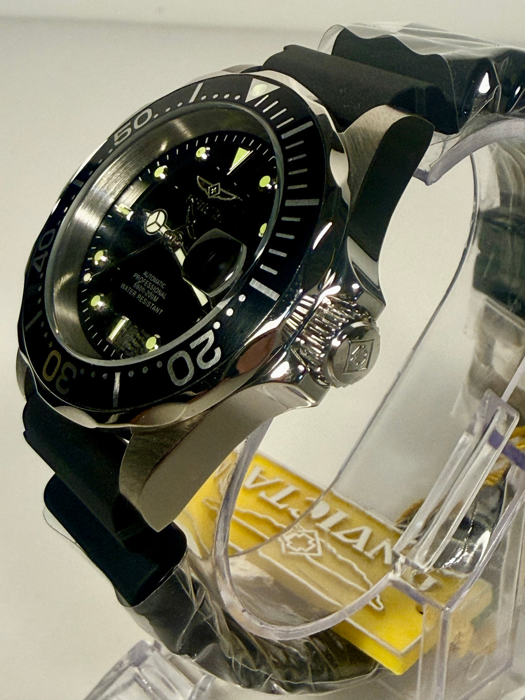 BUNDLE Invicta Pro Diver 9110 Men Automatic NH35A Watch W/ 2 Racing Keychains side