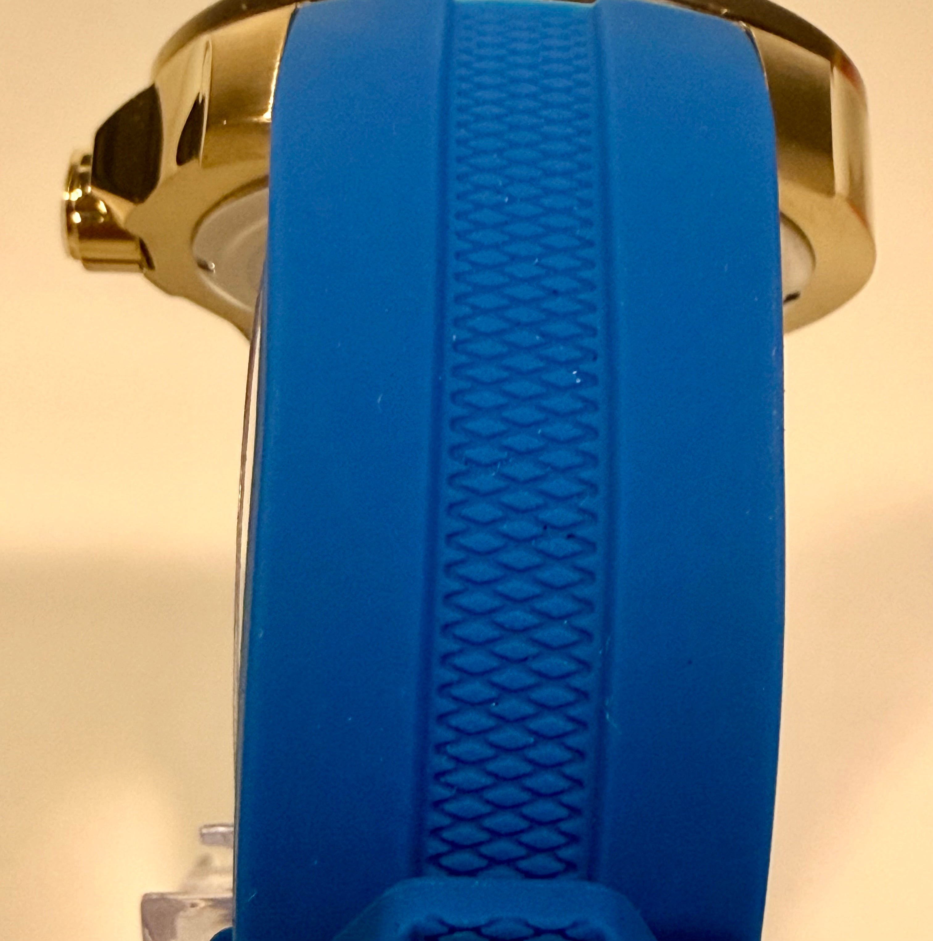 28002 Invicta Mens Pro Diver Impact Blue Dial Gold Tone Silicone 50mm 100m Watch band