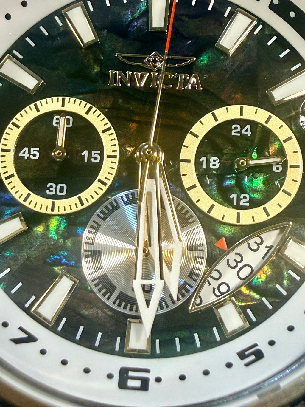 49852 Mens Pro Diver 51mm Goldtone Steel Abalone Dial Chronograph GMT Date Watch
