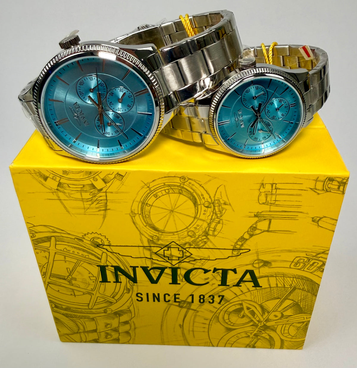 49957 Invicta Specialty His Hers Set Light Blue Dial 42mm 34mm Steel Watch Set