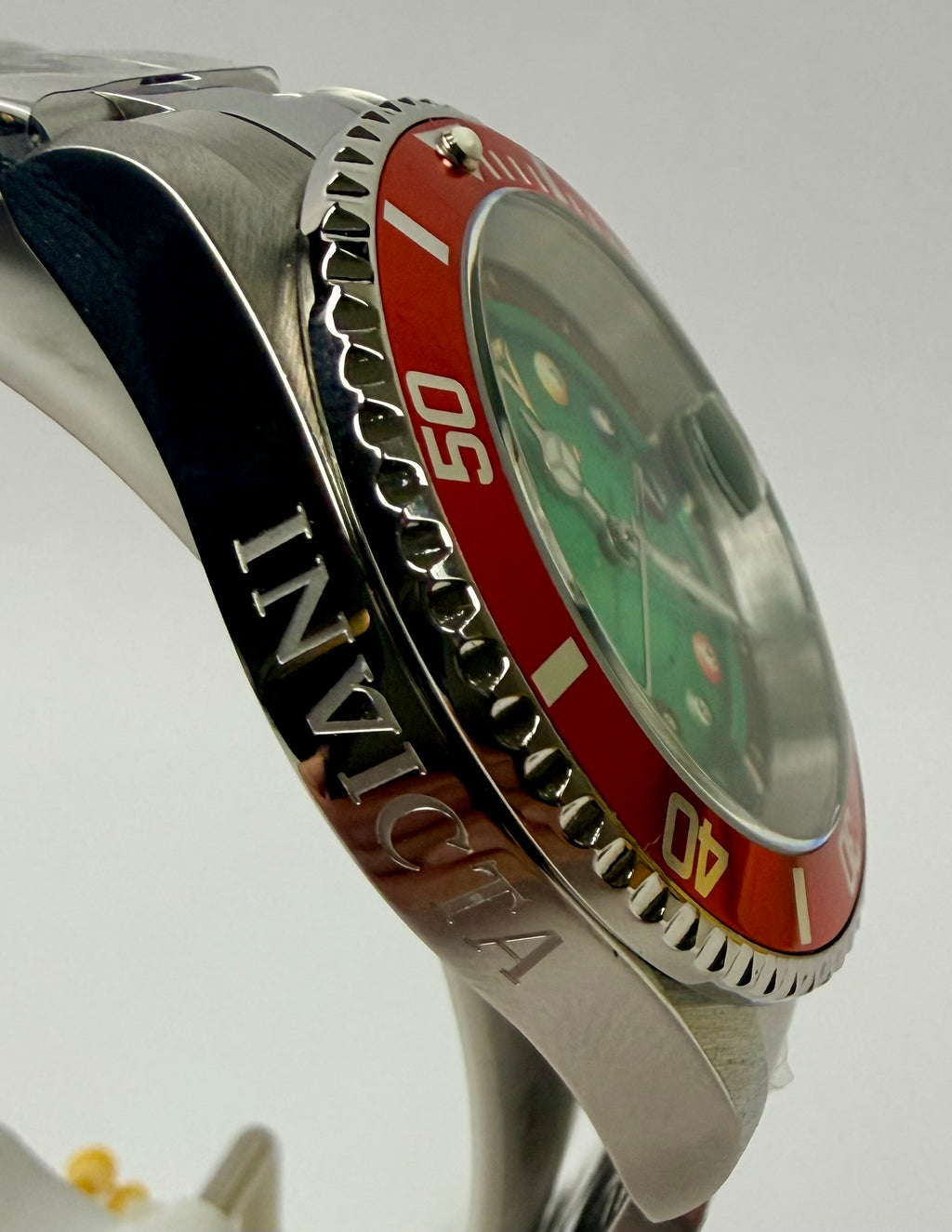 50523 Mens Pro Diver House of Cards Green Dial 40mm Watch with Divers Case