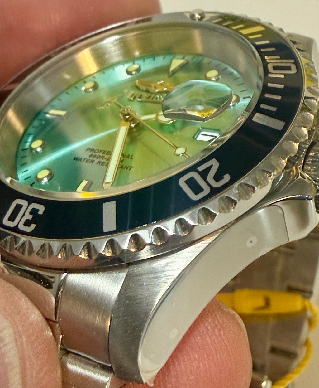 Invicta Pro Diver 47356 Men 40mm Quartz Turquoise Blue Dial Steel Sport Watch