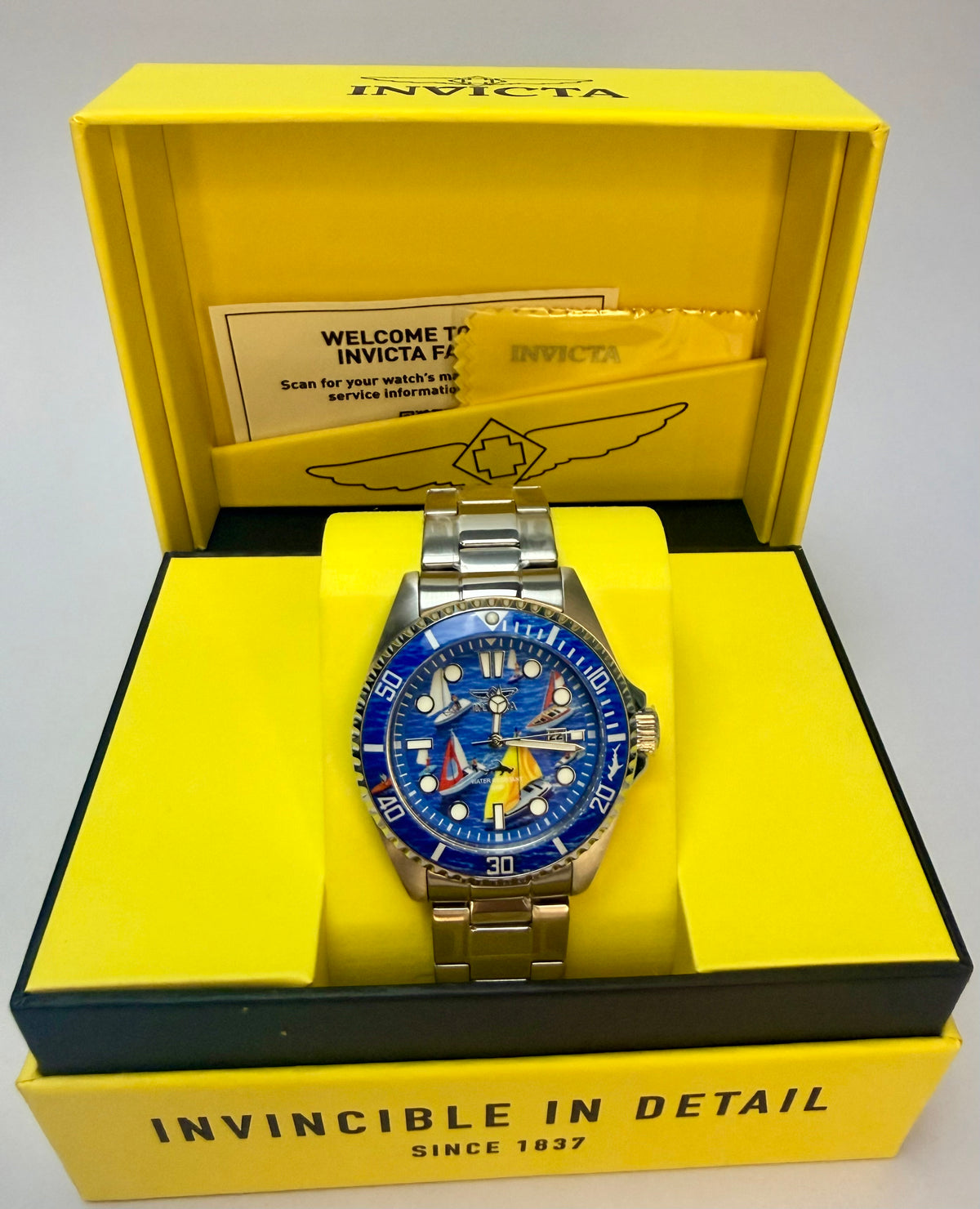 51050 Mens Pro Diver Visions From Above Sailing Scene Blue Dial 43mm 100m
