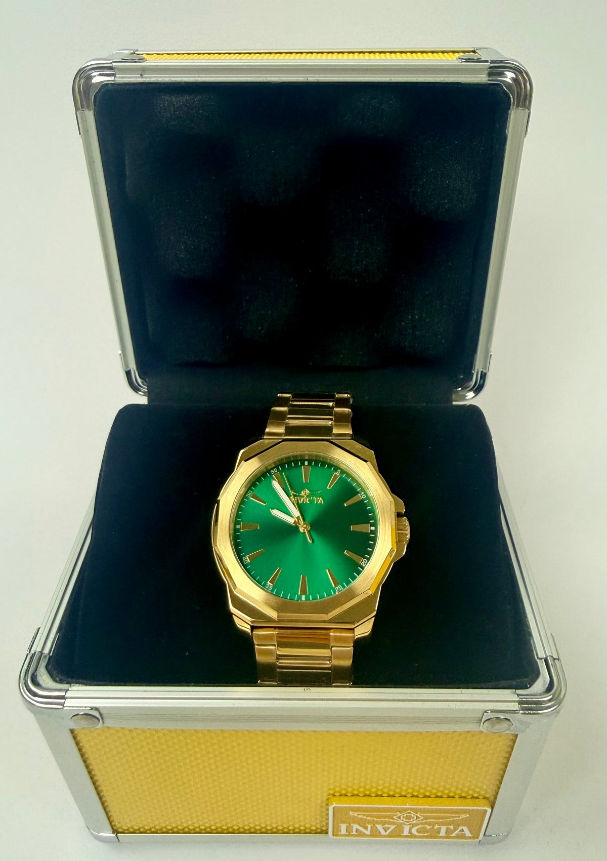 46841 Invicta Speedway Dominus Men's Watch 42mm Gold Band Green Dial Special Case