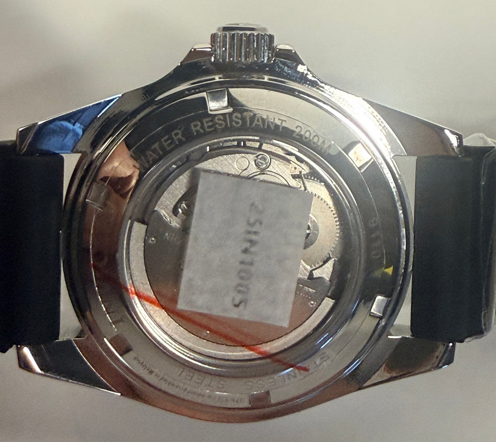BUNDLE Invicta Pro Diver 9110 Men Automatic NH35A Watch W/ 2 Racing Keychains caseback
