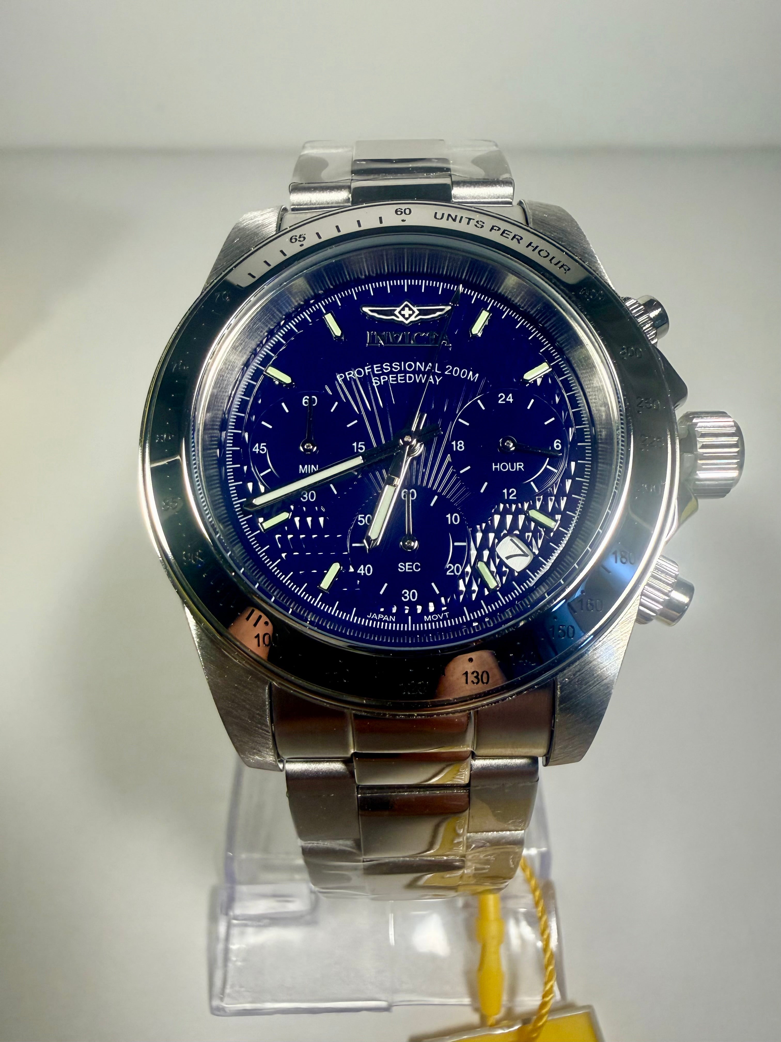 Invicta Speedway Torvane Men's Watch - 39.5mm. Steel (9329) on pedestal