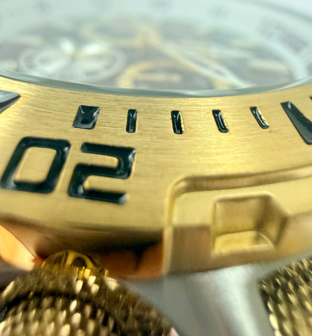 49852 Invicta Mens Pro Diver Scuba Abalone Dial Gold Tone Steel 51mm Watch
