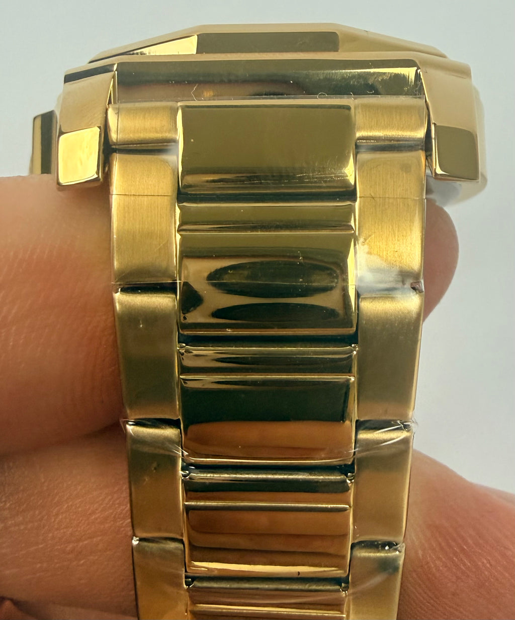 46841 Invicta Speedway Dominus Men's Watch 42mm Gold Band Green Dial Special Case