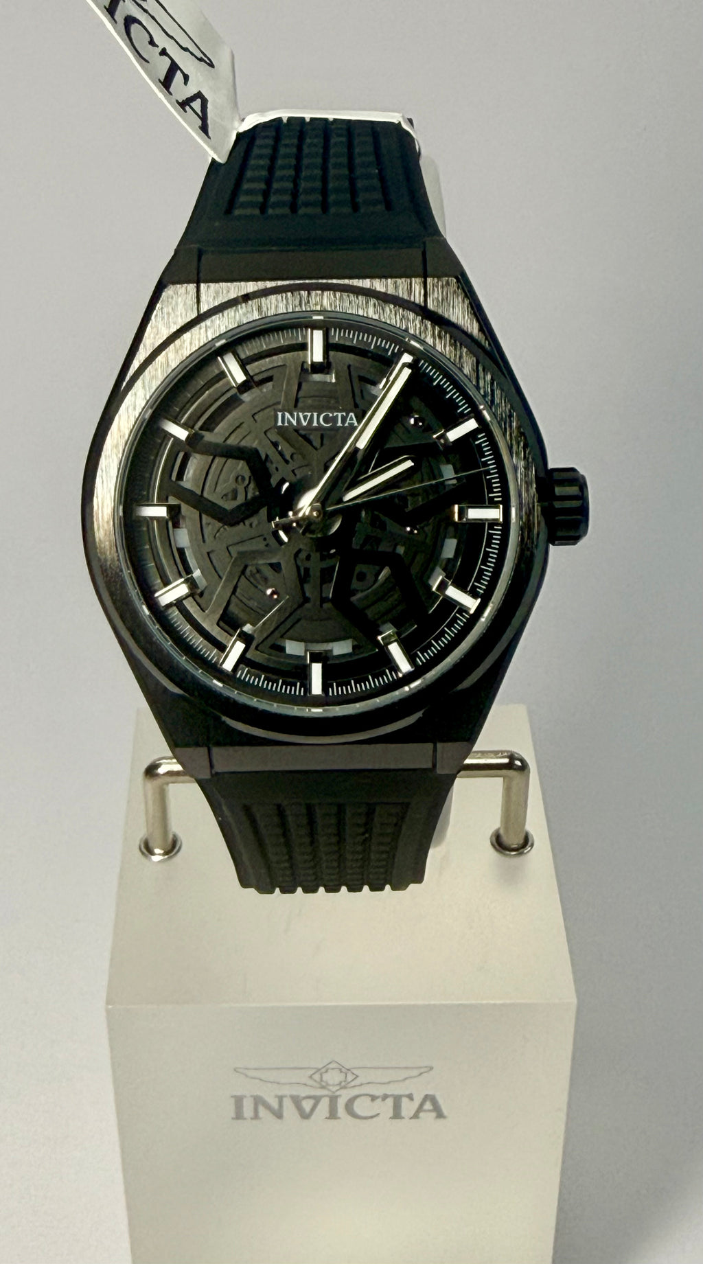 70057 Mens Speedway Rim 46mm Stainless Steel  Watch Mineral Crystal