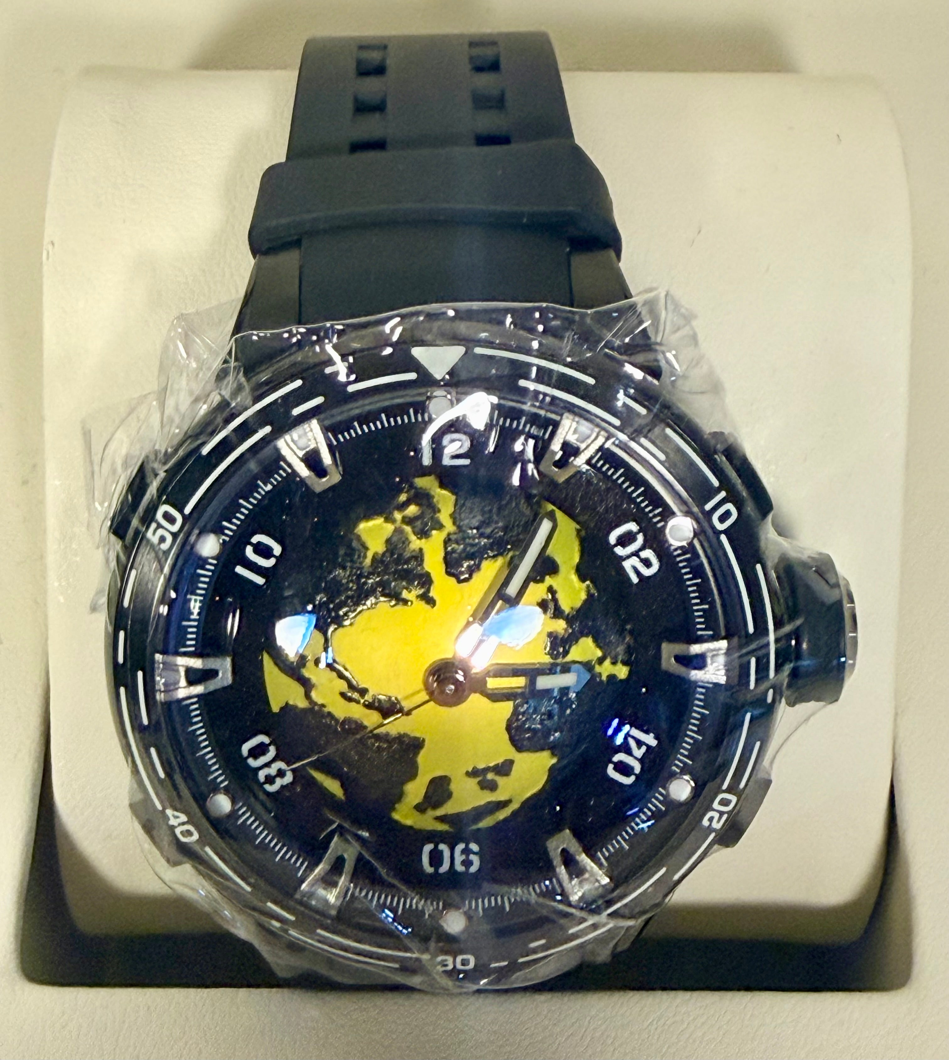 Invicta Objet D Art Aphelior Automatic Men's Watch - 40.2mm. Black with Interchangeable Strap (70115) in box