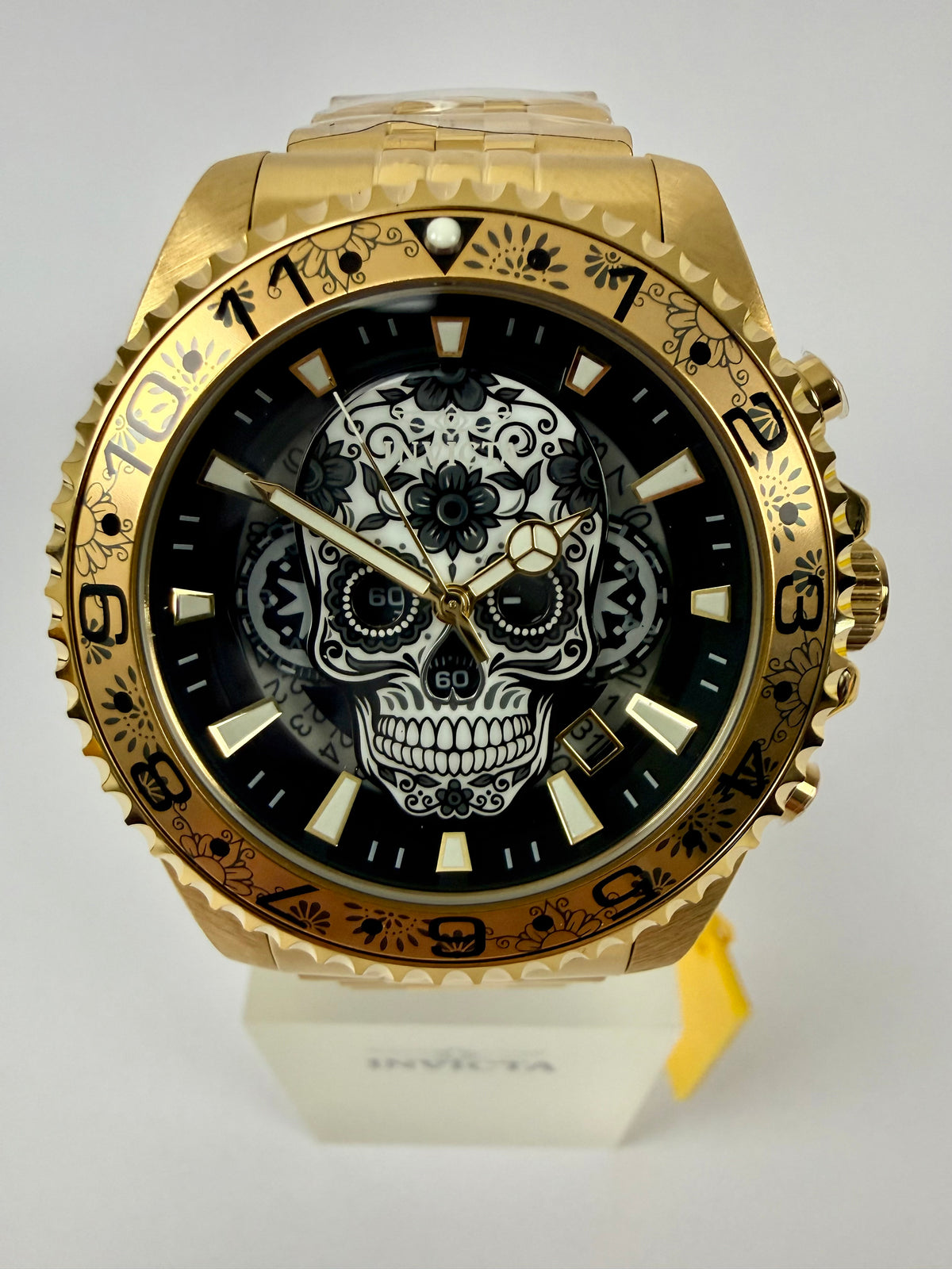 Invicta Pro Diver Dia De Los Muertos  43mm Gold Day of the Dead  48951 100m WR