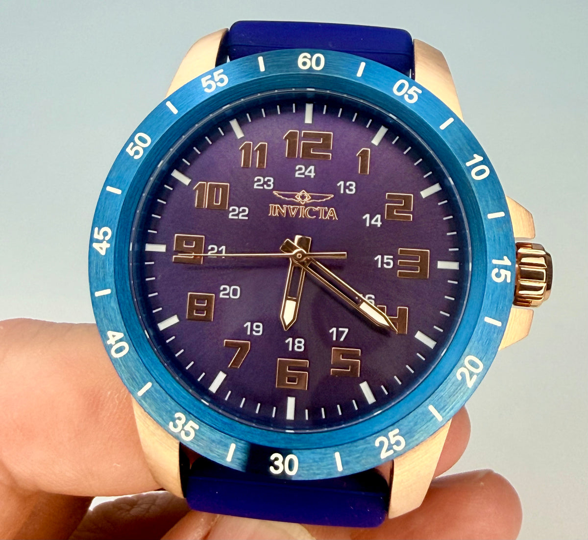 40001 Invicta Mens Pro Diver Stratus 45mm Blue Dial Blue Silicone