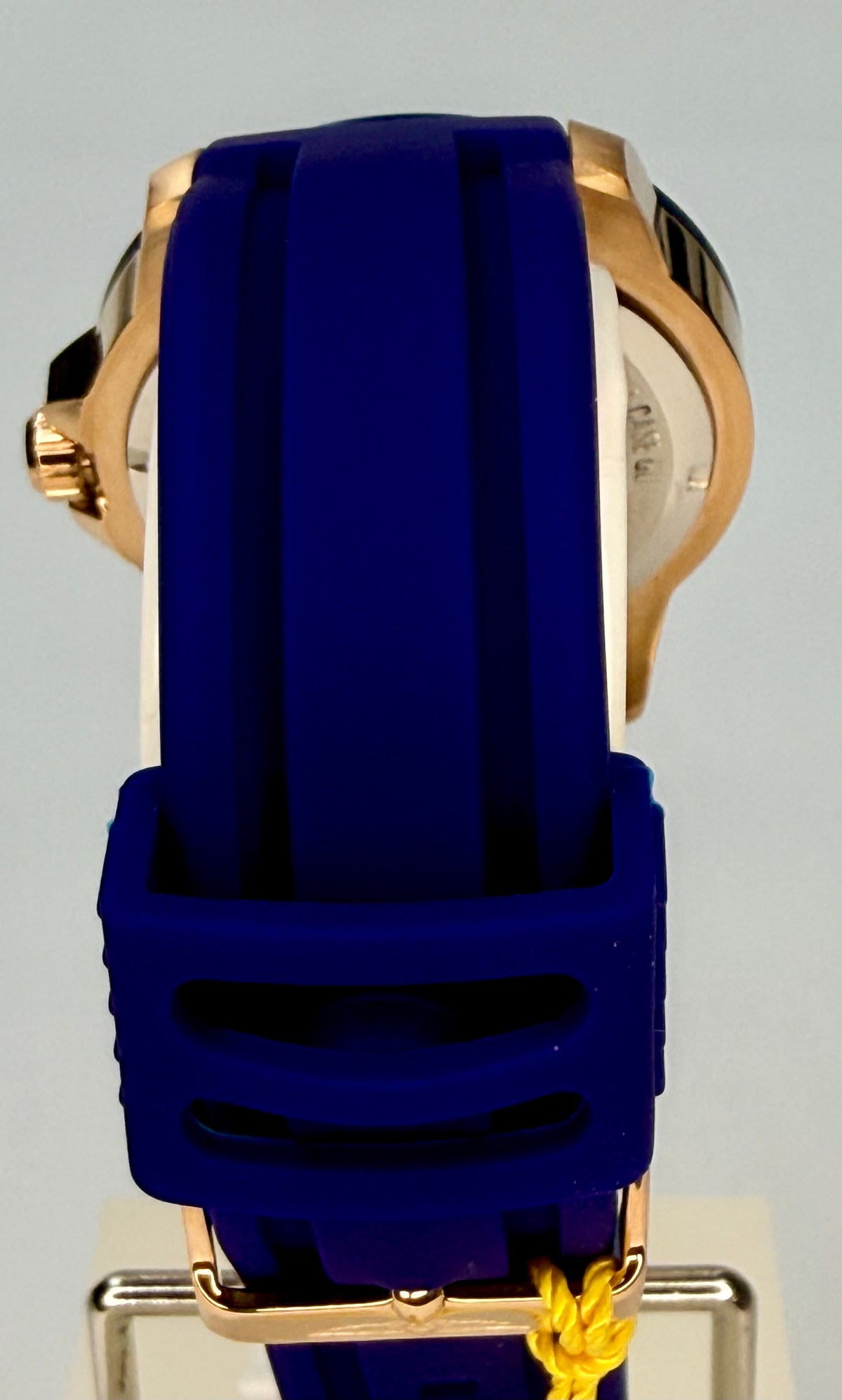 40001 Invicta Mens Pro Diver Stratus 45mm Blue Dial Blue Silicone