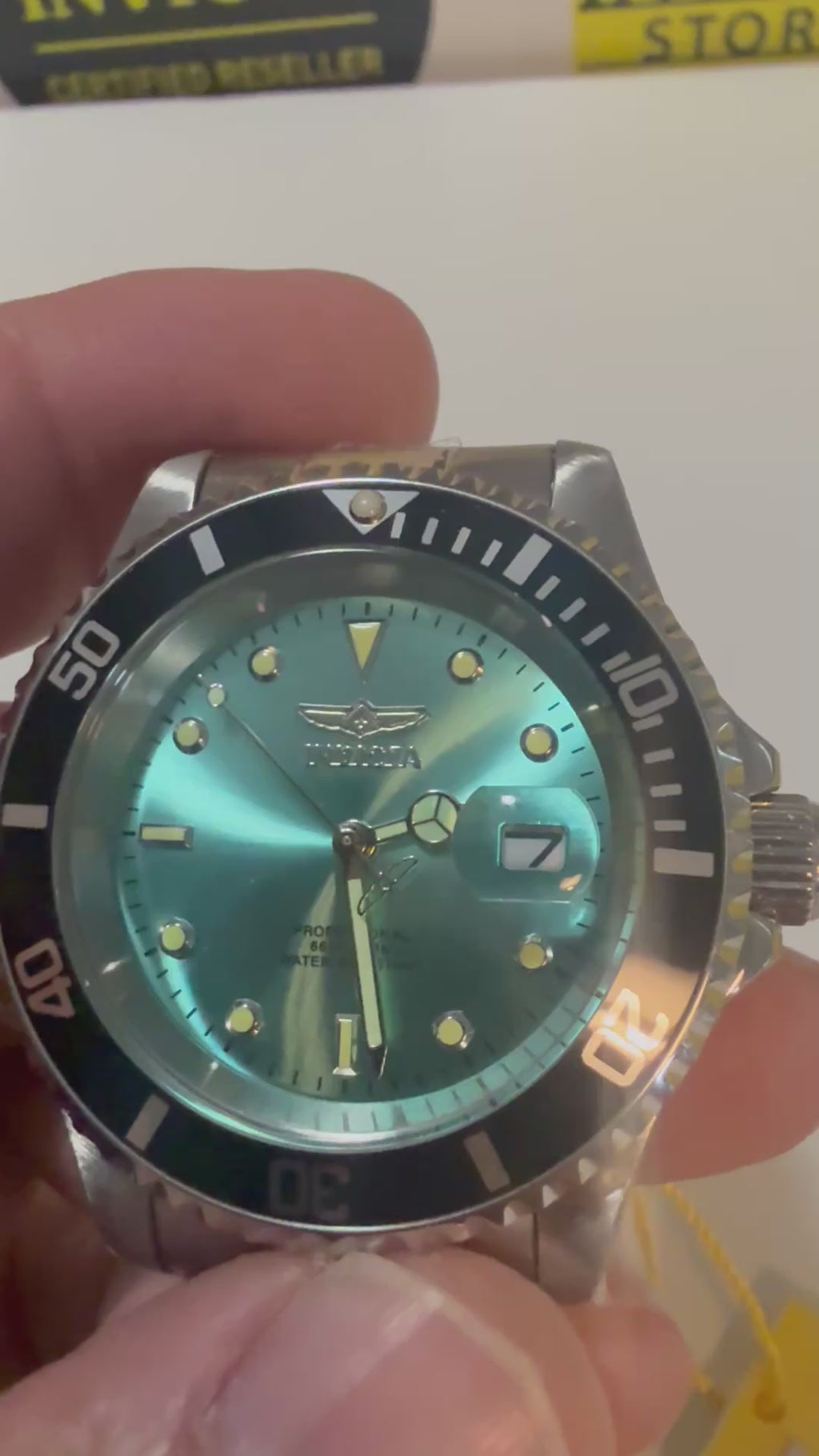 Invicta Pro Diver 47356 Men 40mm Quartz Turquoise Blue Dial Steel Sport Watch