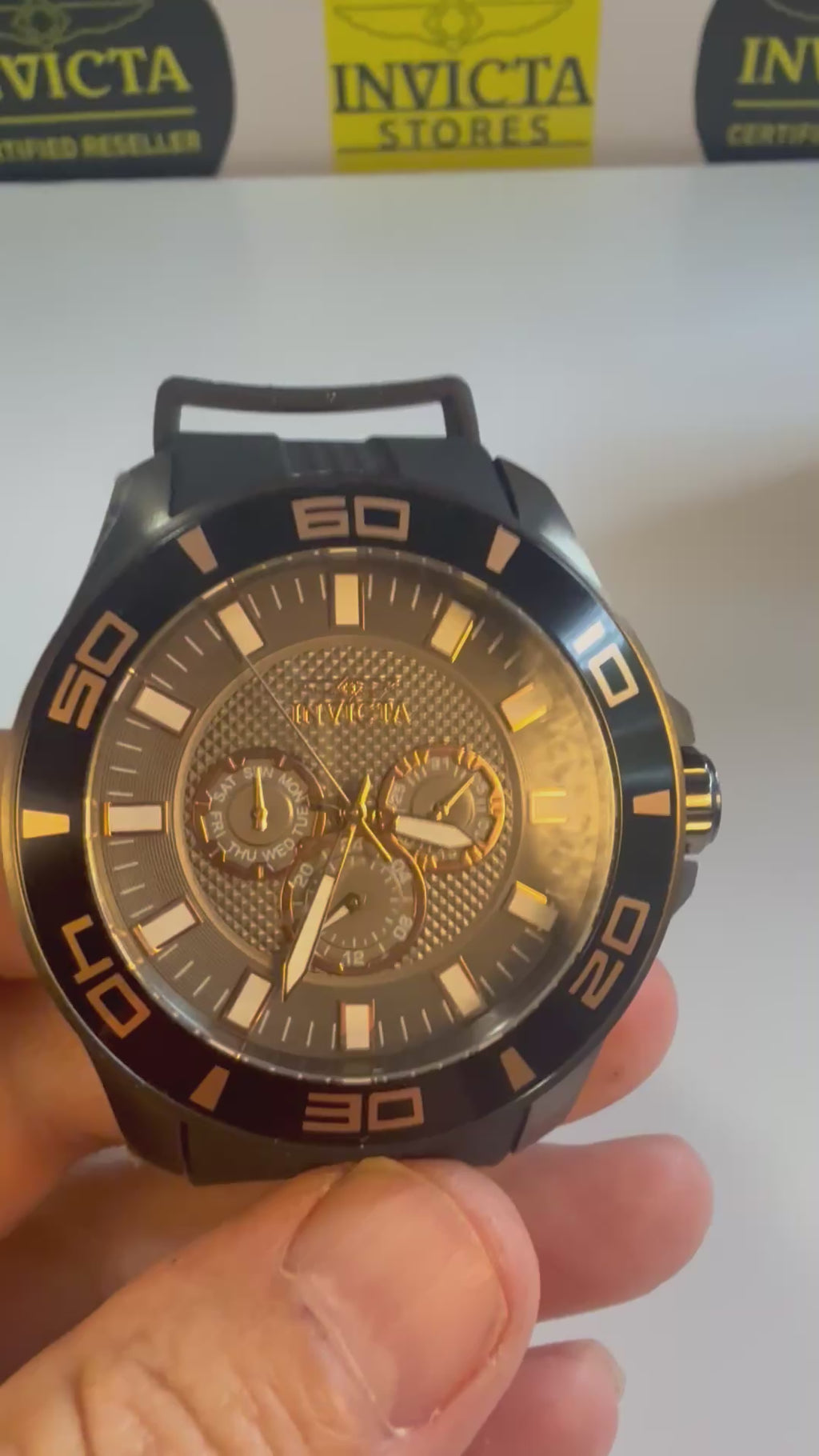 Invicta Mens Pro Dvider Chronograph