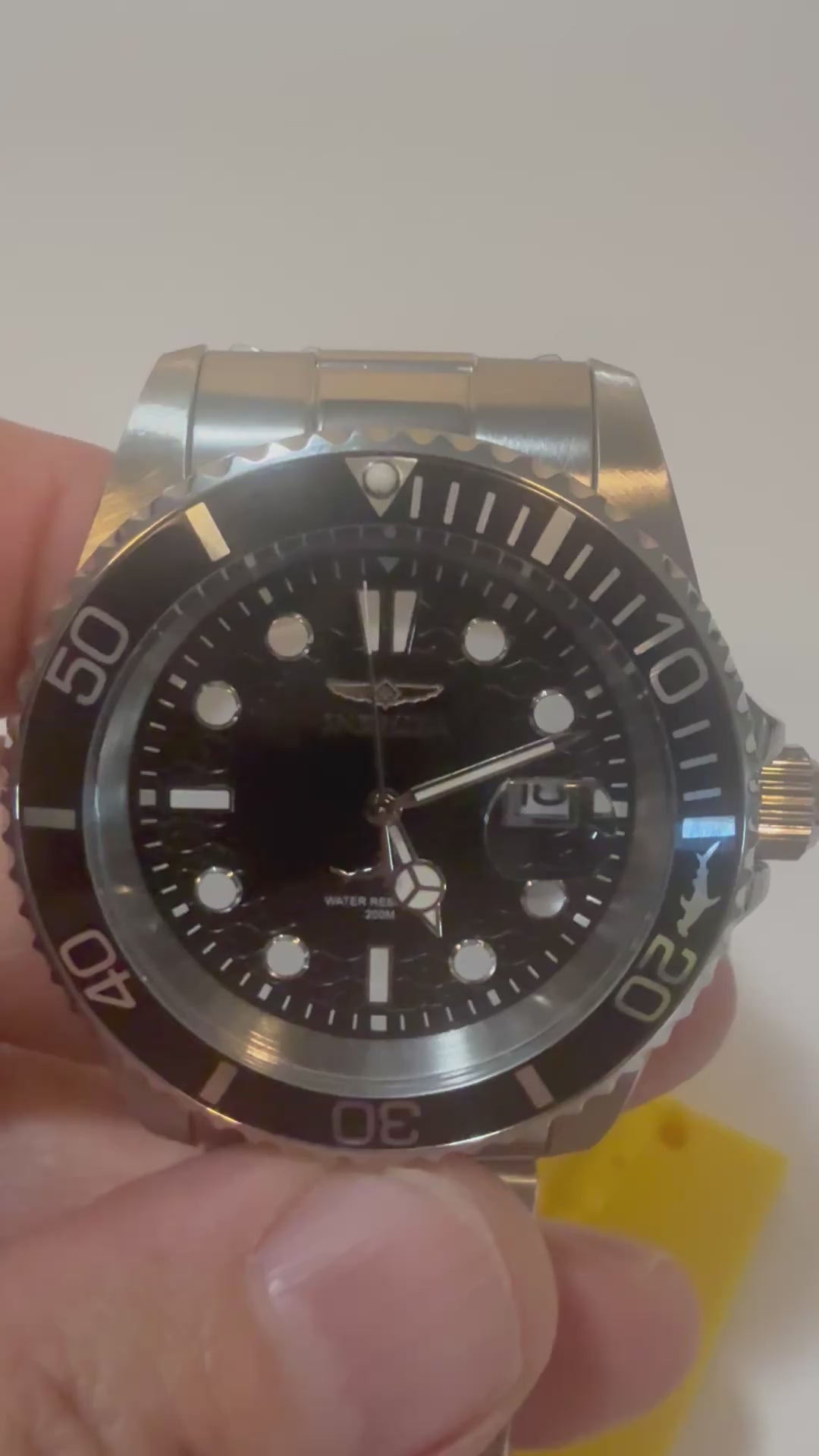 nvicta Pro Diver 42mm Black Dial Bezel Stainless Steel Mens Quartz Watch 50824