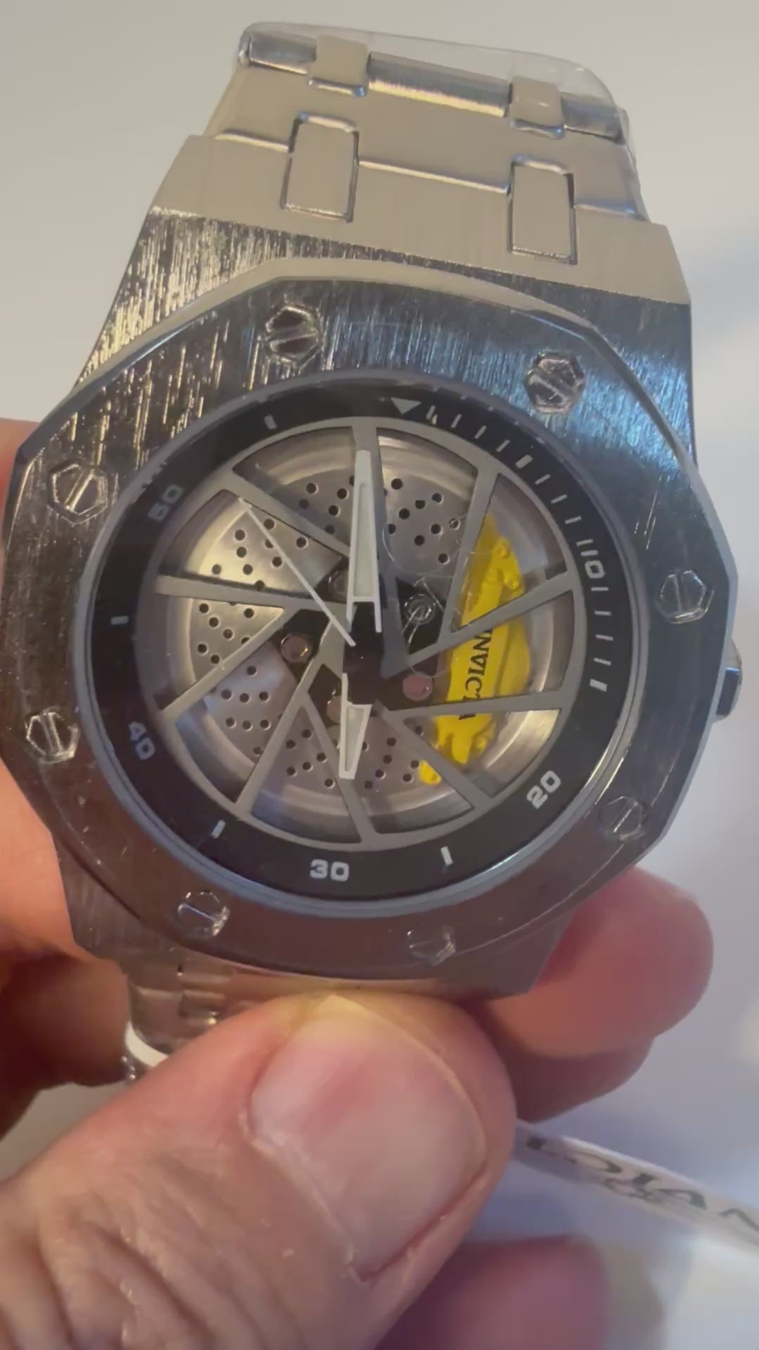 Invicta Speedway Rim Mens Watch Stainless Steel 42mm Case Model 69487 video
