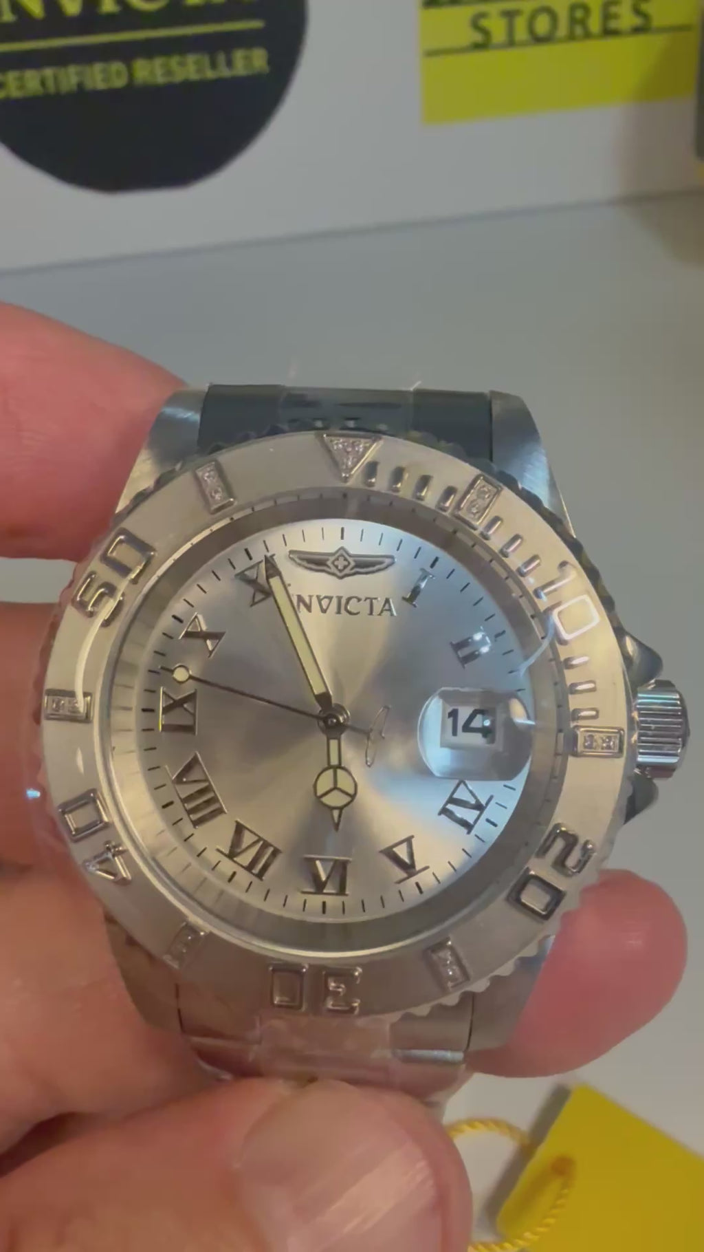 Invicta Pro Diver 12819 Swiss Ronda 515 40mm 0.06ctw Diamond