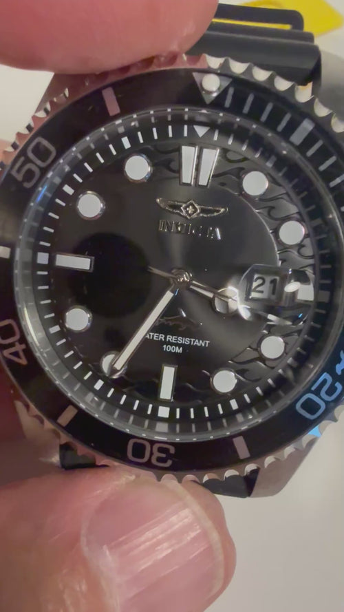 47161 Mens Pro Diver Stainless Steel Polyurethane Strap Black Dial 100m WR 48mm video